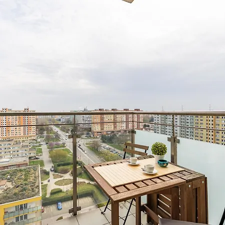 Petrzalka Retreat Апартаменты