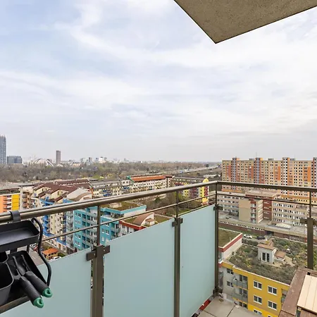 Petrzalka Retreat Apartman *